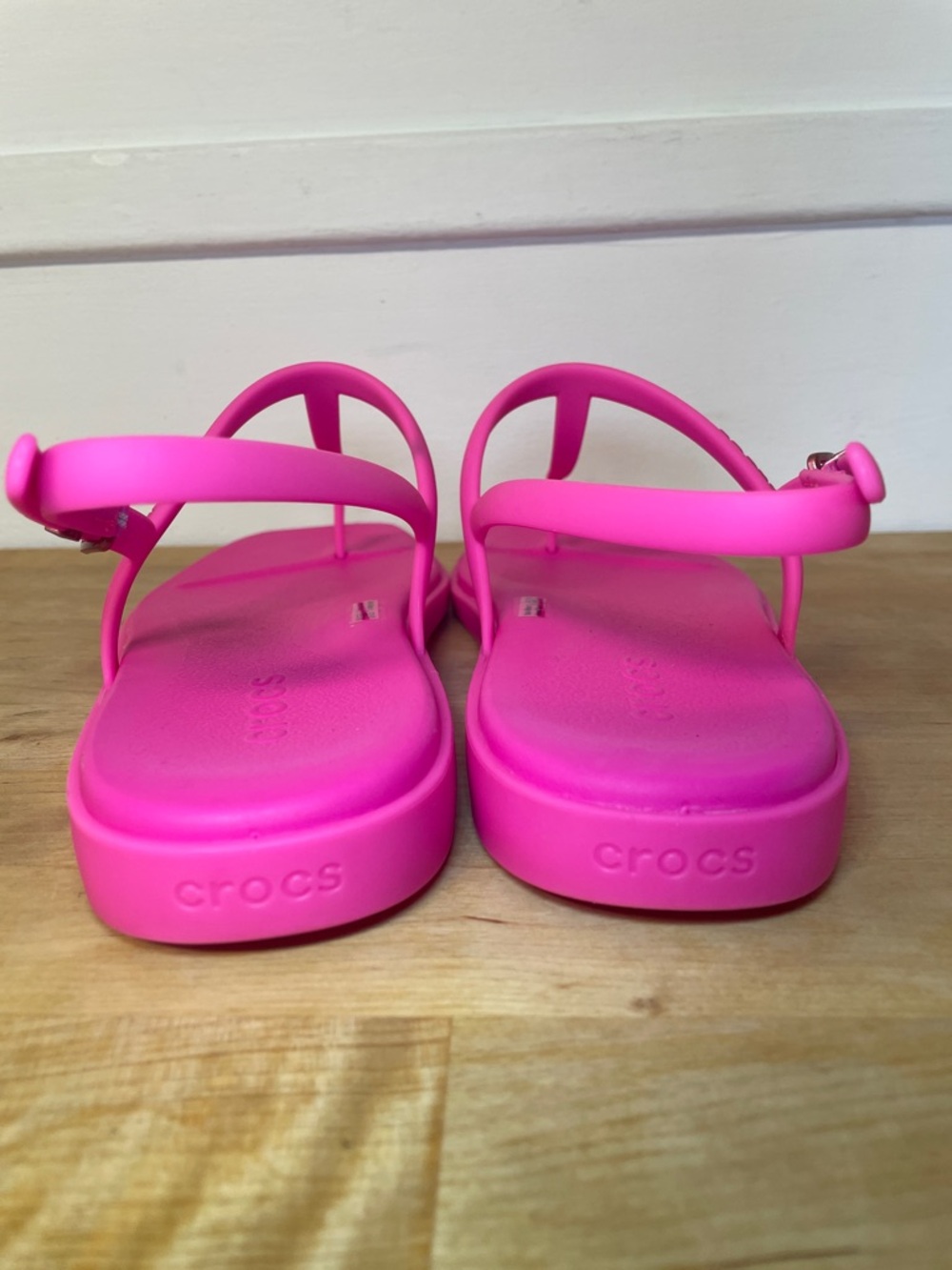 Crocs Women's Miami Thong Flip hot pink sandals size 11 - Picture 7 of 16